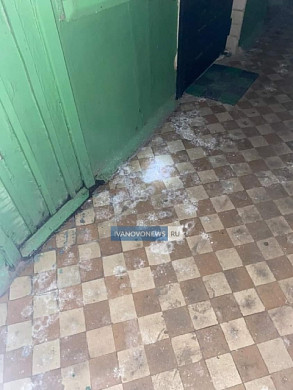 В Иванове из-за прорыва на Кузнецова в доме на Вольной отошли обои